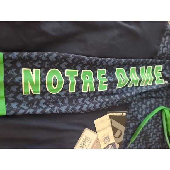 NWT Colosseum Notre Dame Fighting Irish mock neck pullover shirt - small - Picture 2 of 8
